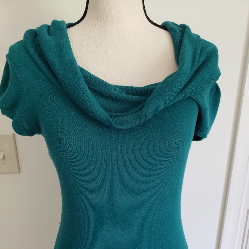 Dress - Picture 3 of 5